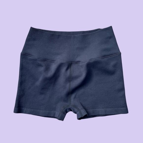 Spiritual Gangster Love Sculpt Shortie Black Biker Short Yoga - Picture 3 of 3